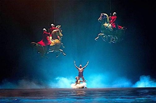 Cirque du Soleil O 2